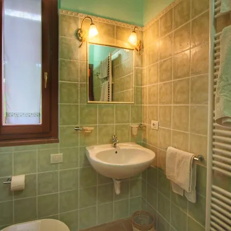 Сasa de vacaciones With Swimming Pool And Garden With Mediterranean Plants Bettona