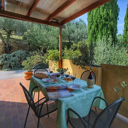 With Swimming Pool And Garden With Mediterranean Plants Сasa de vacaciones