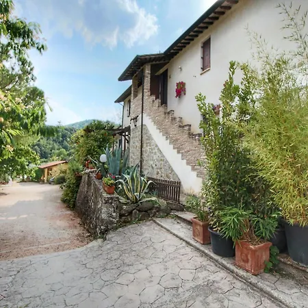 Сasa de vacaciones With Swimming Pool And Garden With Mediterranean Plants *