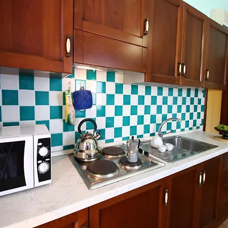 Сasa de vacaciones With Swimming Pool And Garden With Mediterranean Plants